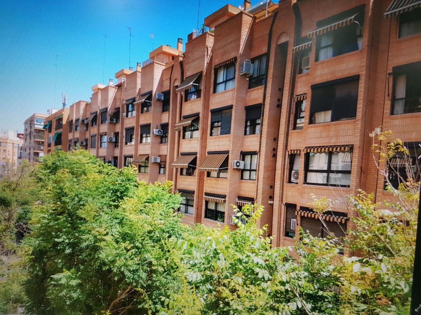 Apartamento Cerca De La Playa Y Ciudad De Las Ciencias Valencia Exteriör bild